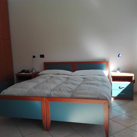 Casa Per Ferie San Francesco Hotell Susa Exteriör bild