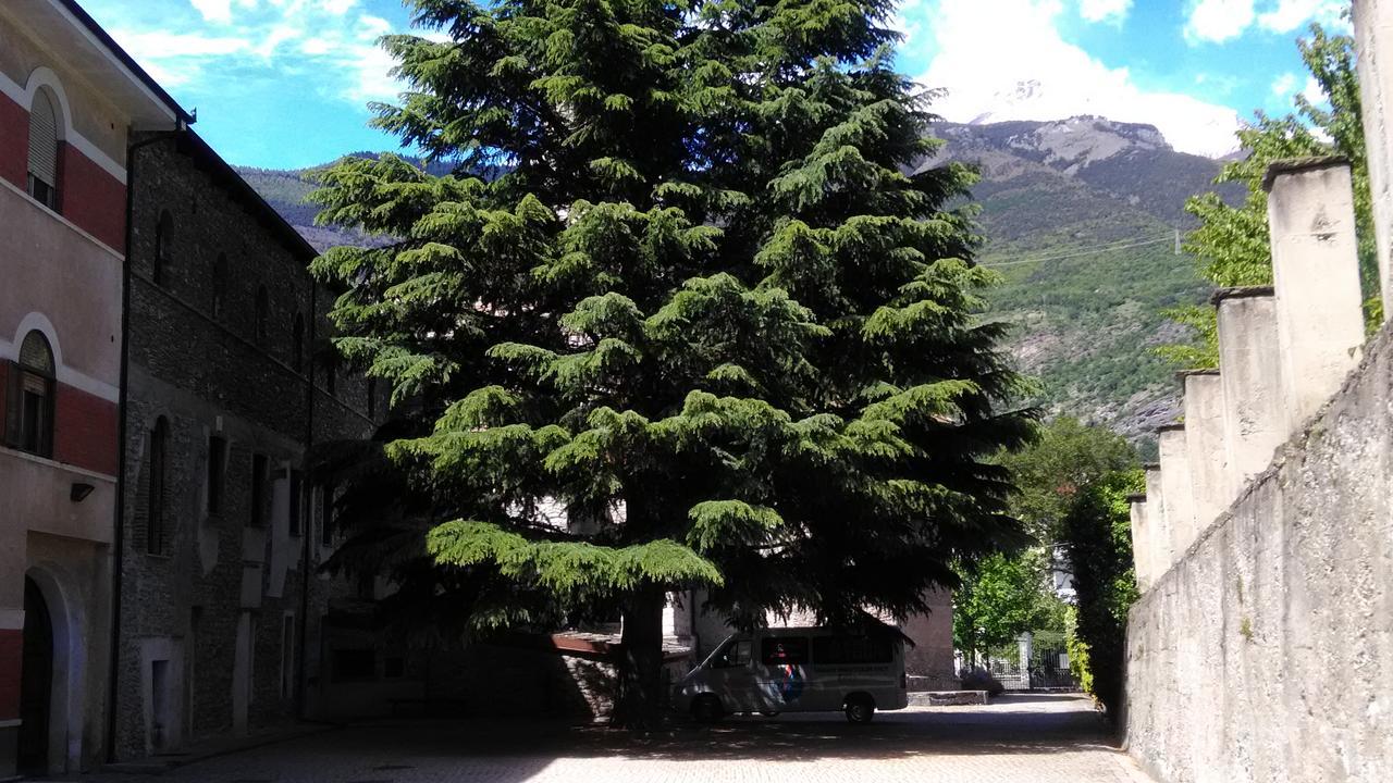 Casa Per Ferie San Francesco Hotell Susa Exteriör bild