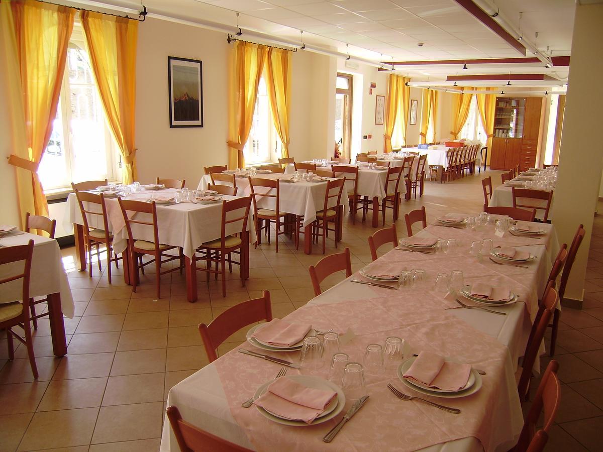 Casa Per Ferie San Francesco Hotell Susa Exteriör bild