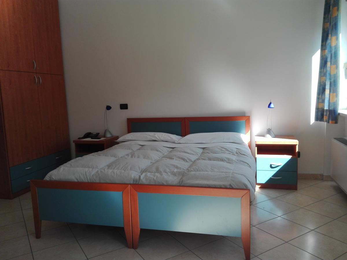 Casa Per Ferie San Francesco Hotell Susa Exteriör bild